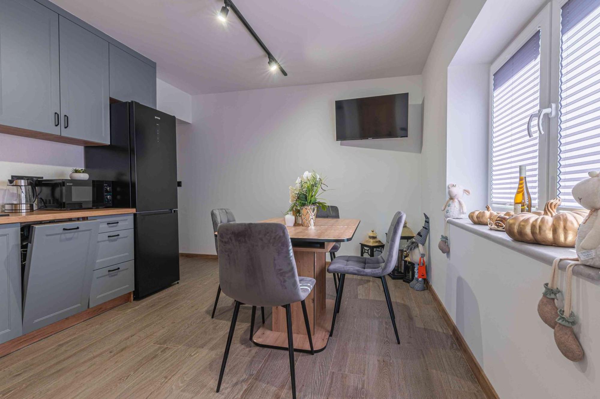 Apartamenty Tatrzanskie Wzgorze Poronin Exterior photo